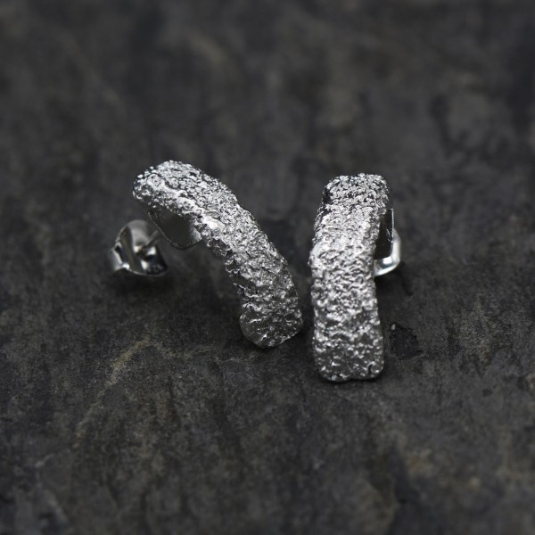 Half hoop earrings Lava