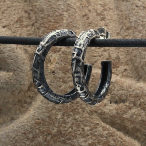 Large hoop earrings TM