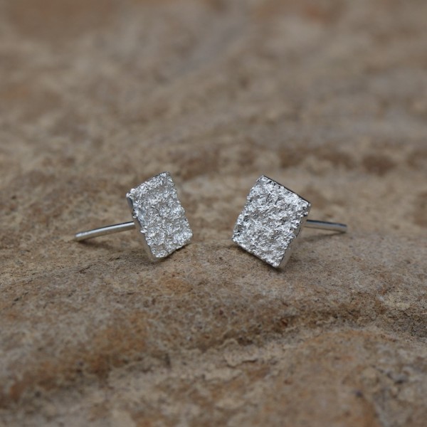 Pendientes Lava cuadrados