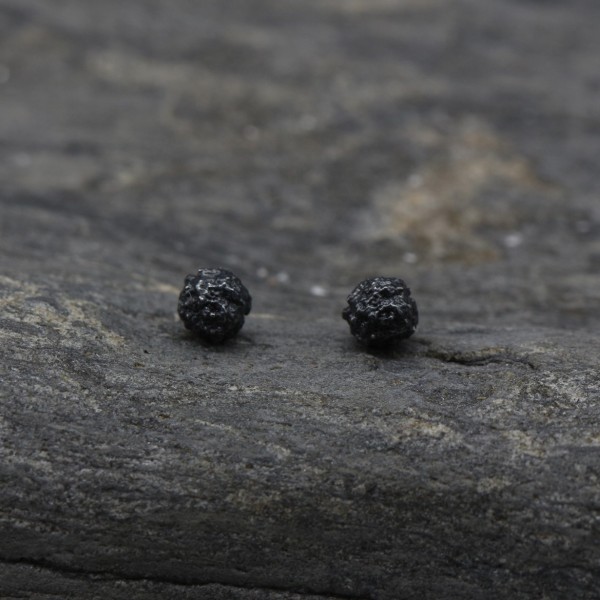 Small ball earrings Lava