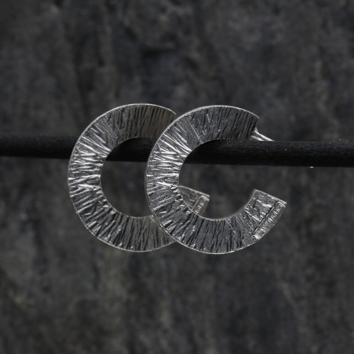 Small earrings Martelè