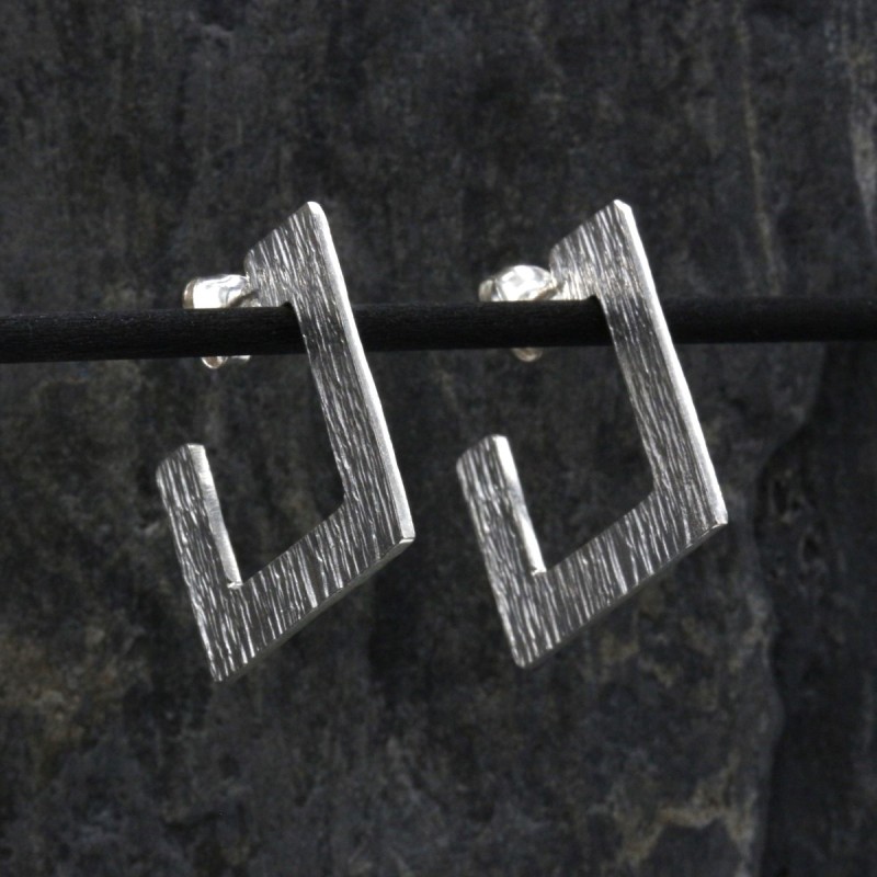 Square earrings Martelè 2