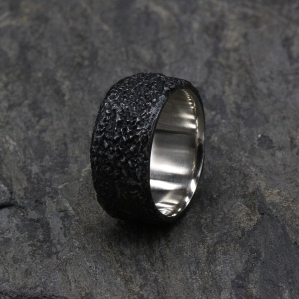 Wide ring Lava